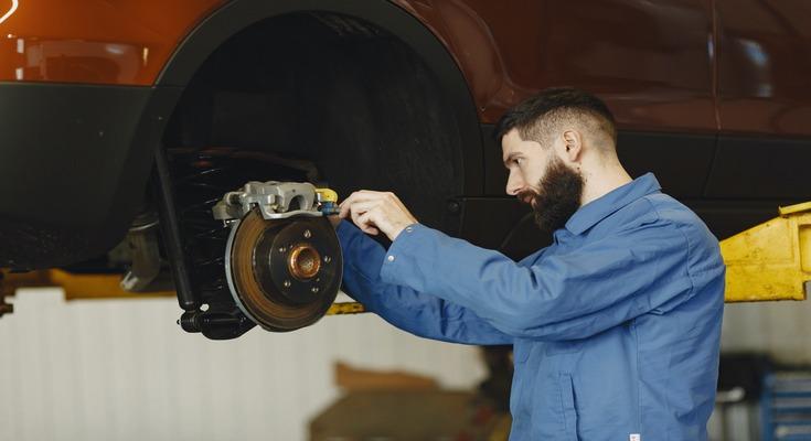 Brake Pad Replacement Made Easy: A Comprehensive How-To Guide | Trillionaire Auto Parts